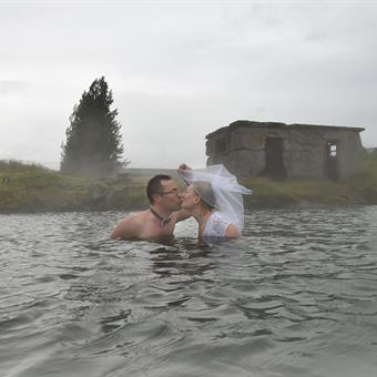 2016 09 wp photo of the month icelandic honeymoon