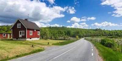 Driving in Sweden?400x200;crop