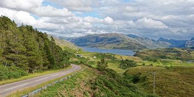 Loch Gleann Dubh, Scotland?400x200;crop