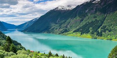 Fjærland fjord in Norway?400x200;crop