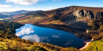 Lough Tay, Wicklow ©Tourism Ireland - Fáilte Ireland?400x200;crop