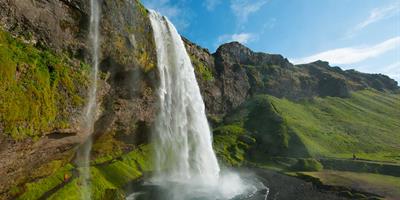 Seljalandsfoss Waterfall in South Iceland?400x200;crop