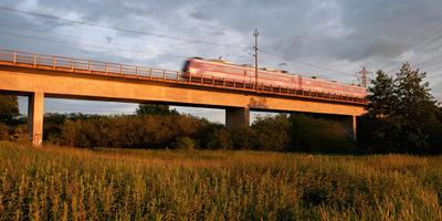 Stockholm Train?400x200;crop