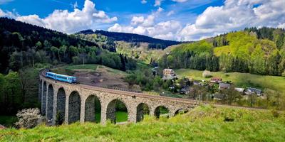 Train viaduct in Liberec?400x200;crop