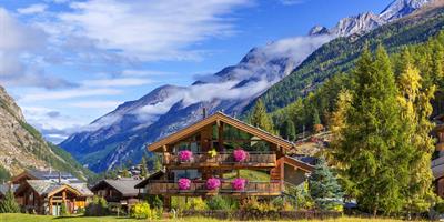 House in Zermatt in Swiss Alps?400x200;crop